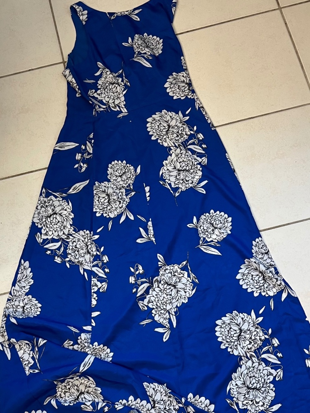 Vince Camuto Size 8 NWT Cobalt Blue White Tropical Floral Maxi Dress NWT Size 8